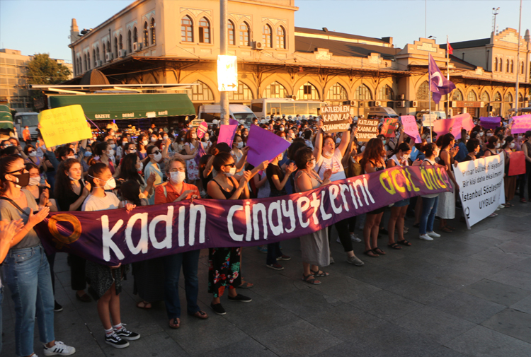 Kadınlar sokakta: İstanbul Sözleşmesi’ni uygula, cinayeti engelle!