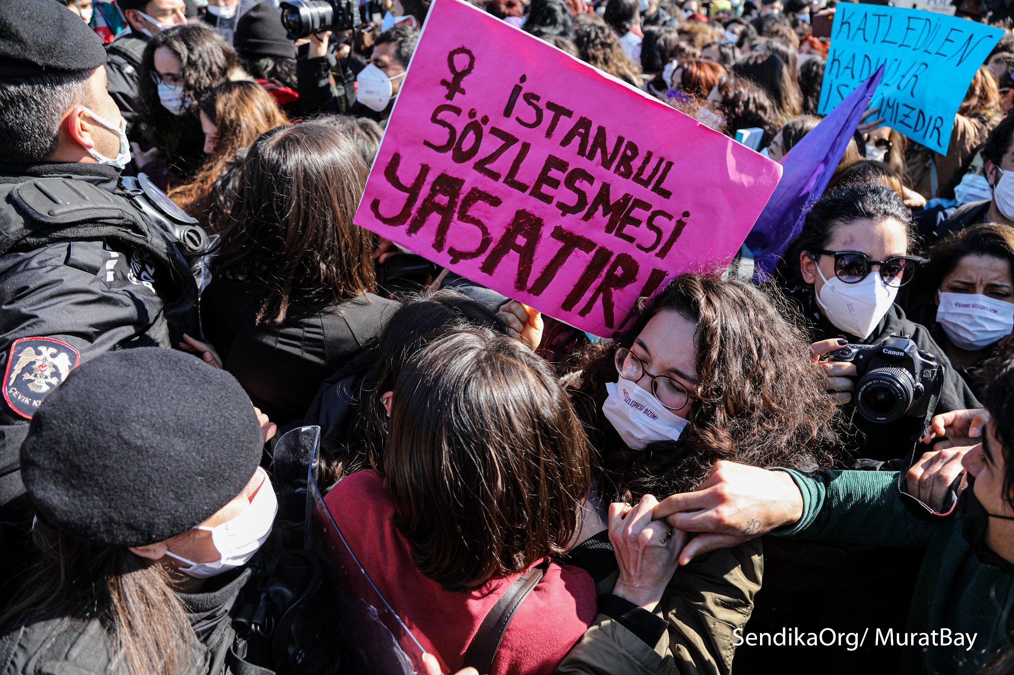 Kadınları şiddete kapatamazsınız! İstanbul Sözleşmesi’ni uygulayın – Çiğdem Serin