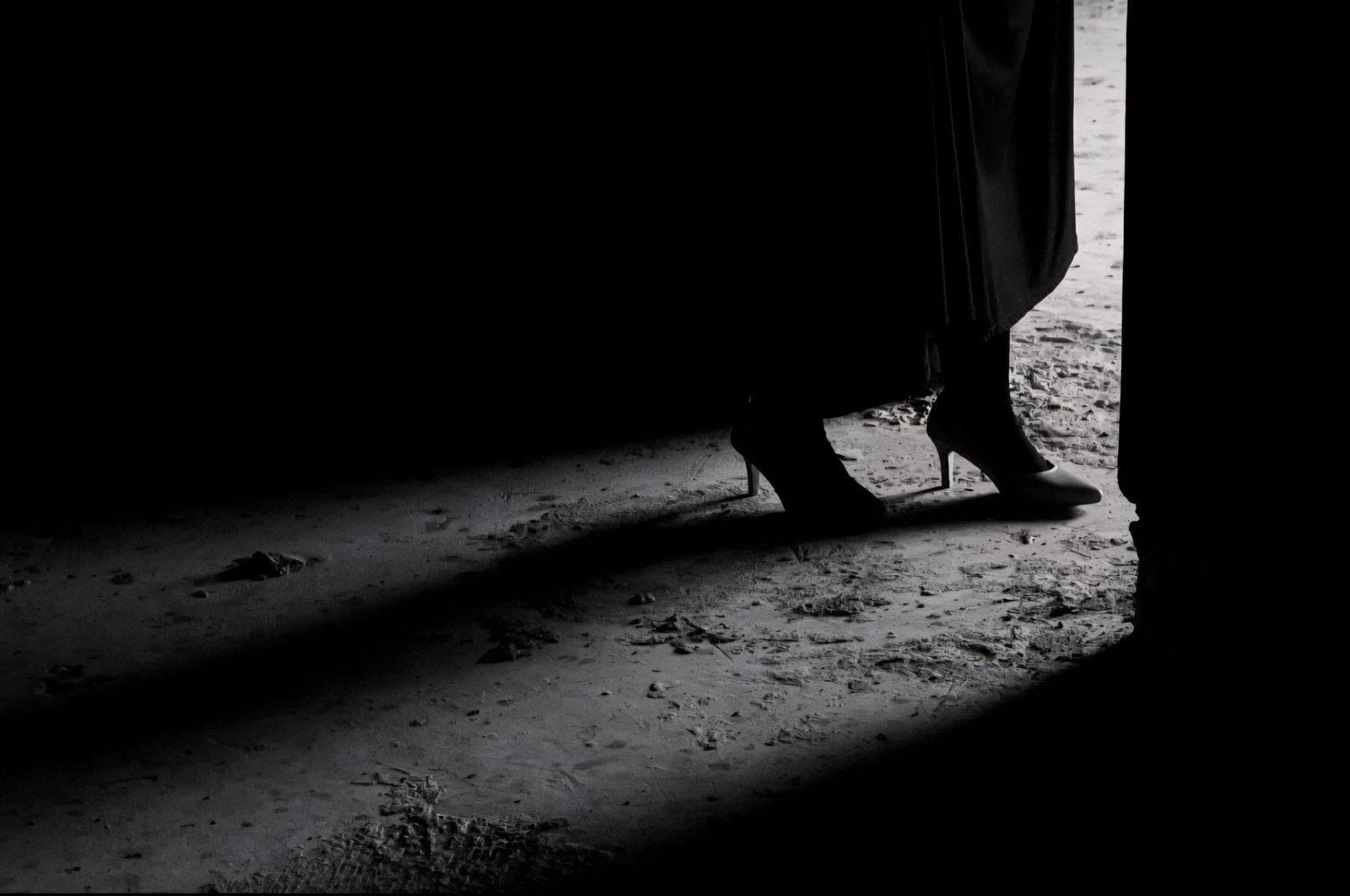 Görünmezliğin Anatomisi – Hanife Çiftçi